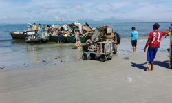 Prefeitura retira 76 toneladas de entulhos da Ilha do Mel